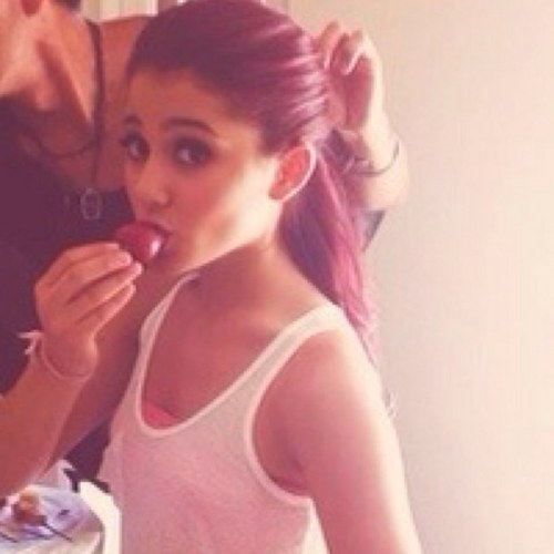 AllyKatt88's profile picture. Hehehe!! I'm Caterina Valentine!! but don't call me that!! call me Cat or Kitty or Kitty Cat!! (rp)