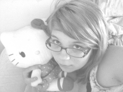 Im Amber Lynn Stout:) In love with @Hglidden so much! I luvs metal music== (IWABO rox my socks) {not a OBSESSIVE FUCKING fangirl)