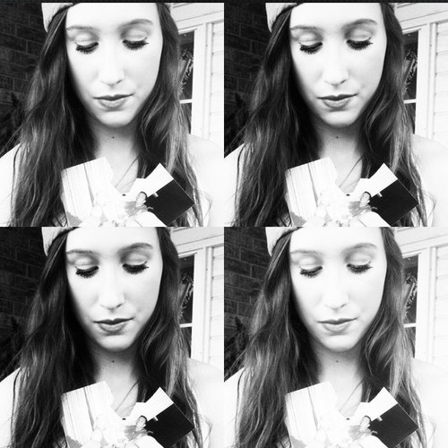 parentprobz's profile picture. hey. im a 16 year old girl with major parent probs. i made this account to express myself because my parents sure dont understand.