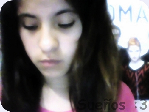 estepfany17's profile picture. Me encanta perderme por mi mundo, a veces me encantaría desaparecer por un instante 
.http://t.co/Rkumq17240