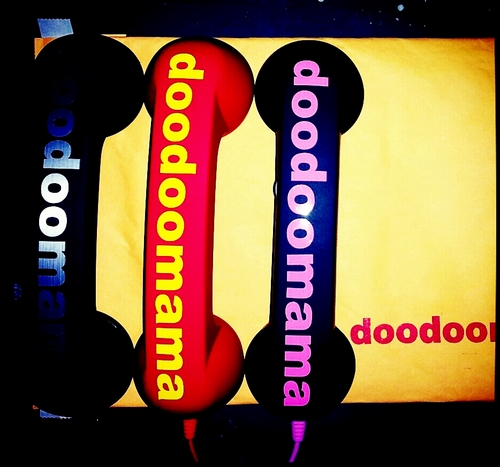 http://t.co/kEgKjb6K2n sells doodoomama Retro Phone Handsets from San Francisco