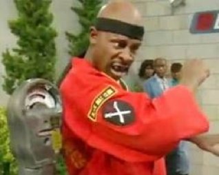 KissMySolez's profile picture. I love sneakers and I love women 🌈👭. I’m for the streets.