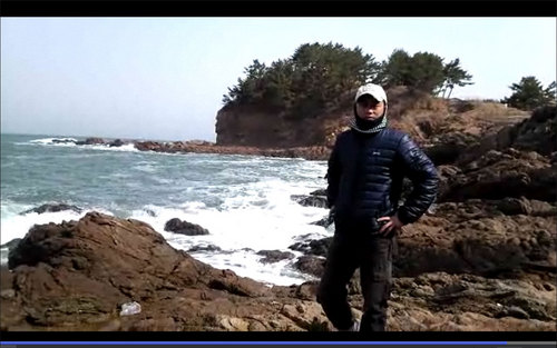 atras13's profile picture. web html5 sencha webapp /어제는 가벼렷고 내일은 오지 않았습니다.