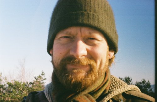 Fossesvale's profile picture. Developer and advisor at @feedoslo . Previously creating code at @netlifedesign and connecting dots at @3x5Kartoteket.