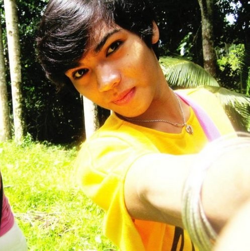 vivntrz's profile picture. 