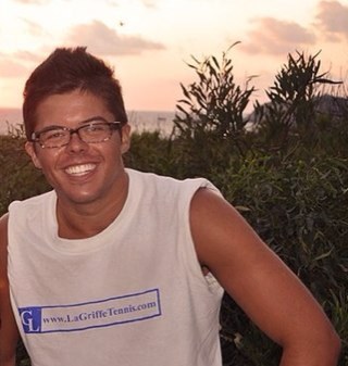 SimoneTheaxten's profile picture. Music, piano, disco, tennis, sport, soccer...inter!!!!!!!!