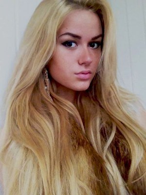 ChristineVrn's profile picture. 