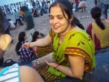 Hi,  I love to share things which i do like, so feel free to follow me and share your valuable tweet with me. Feel free to contact on smo.sapna@gmail.com