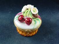 Premier Source for Genuine French Limoges, Limoges Boxes, and Limoges Figurines! http://t.co/iGrnKiSXcD