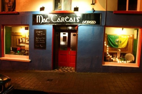 McCarthys Bar, great place to relax & chill, live Music Venue