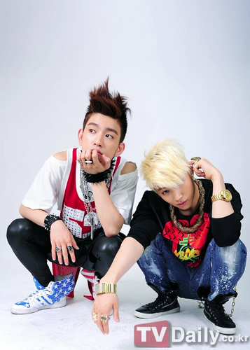 JJPFrance's profile picture. Fanpage française consacrée au groupe JJproject. Un duo lancé par le label JYP Entertainment. Infos, Vidéos, Photo seront dévoilées chaque jours! =) Have Fun!