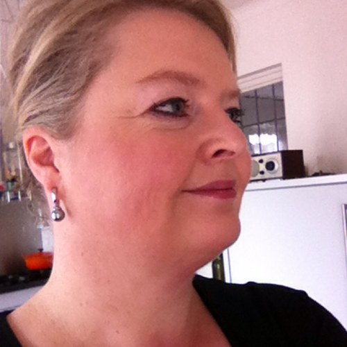 AV2808's profile picture. 