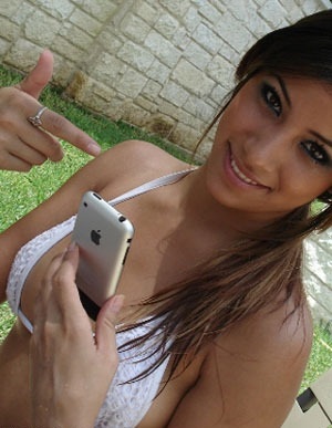 SweetCaro8's profile picture. 