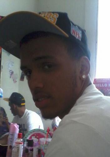 18. proud dad. #TeamMLBbound #TeamWooCity #TeamFollowback #TeamiPhone #TeamGD #TeamAlcoholic #BottlesOnDeck #LOUDnigga #RollUpWitOneHAnd FWM!