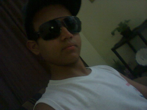 ME AME DO JEITO Q EU SOU,E NAO ME TIRE PRA BOBO.... TUDO FICARA EM PAZ