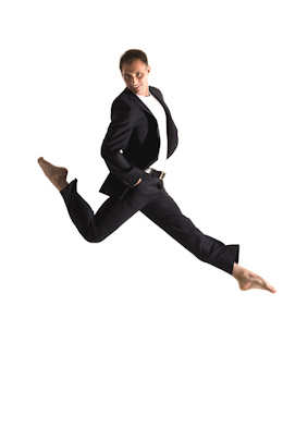 ALIGNBALLET's profile picture. Authentic Ballet Classes For Adults - ALIGN has been featured in The NY Times. The Los Angeles Times and Vogue.