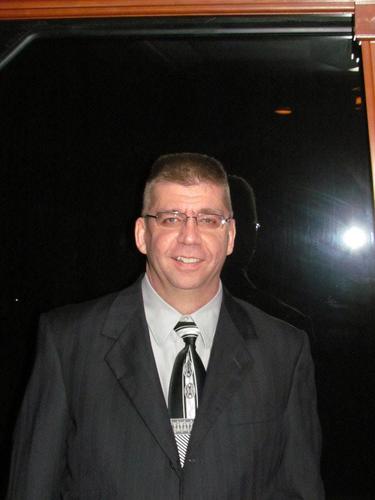 A guy from Michigan. Husband, step dad, computer dude, libertarian, atheist, a descendant of immigrants and human being. Not necessarily in that order.