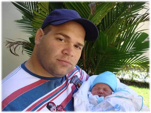 Sou casado,sou papai e Servo do Senhor!