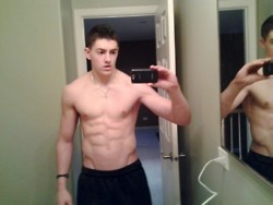 BuElLeRbItCheZZ's profile picture. u like what u c? 301-223-3424