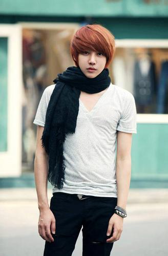 Lee Chi Hoon (@handsomeHOONIE) | Twitter