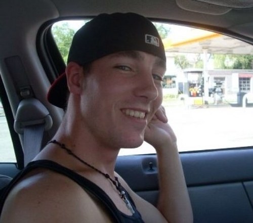 mikenice24's profile picture. 