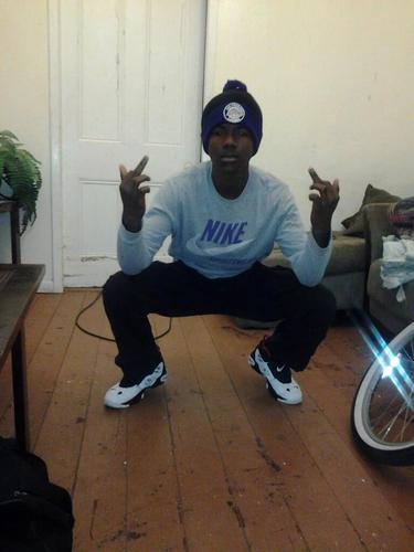 single like.dollar but SNYPAS ova everything jada ova hoes Rip Ruga imy lah'bitch