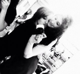 meetJBdream's profile picture. The belieber family will never die, we will move on, but we will never forget. justin will live in our hearts forever