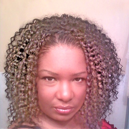 Bugsdatbunny's profile picture. Pro Makeup Artist / Esthetician