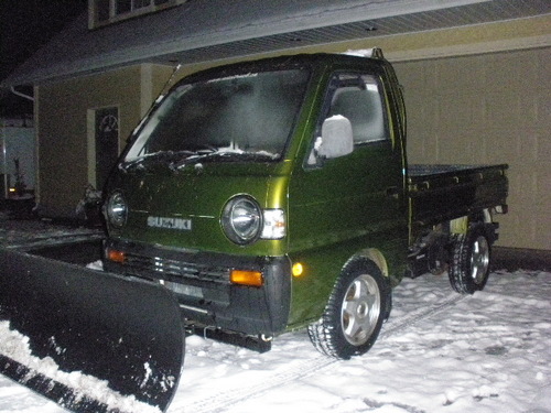We sell Japanese Mini Truck Parts. Suzuki Carry, Daihatsu Hijet, Mitsubishi Minicab, Honda Acty & Subaru Sambar contact minitruckgarage@gmail.com