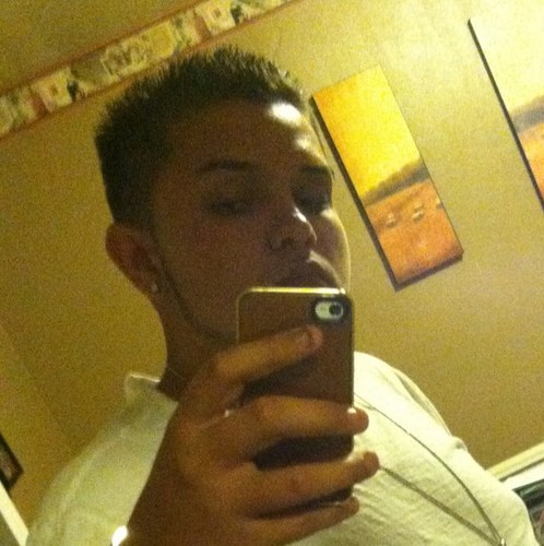 frankcostello17's profile picture. 