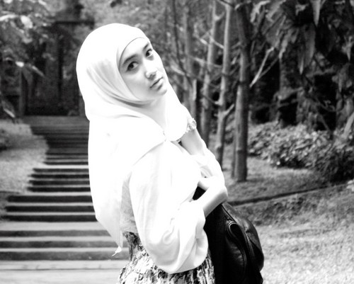 desyindarta's profile picture. 