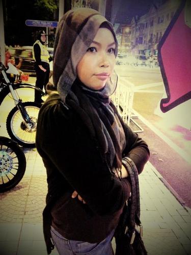 lalalalala..nak hepi hepi je