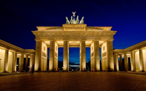 Real estate news from Germany, with special focus on Berlin.

德國房地產市場消息, 柏林特別報導。