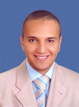 سبحت كثيرا ثم اكتشفت أنى لازلت على الشاطىءِ