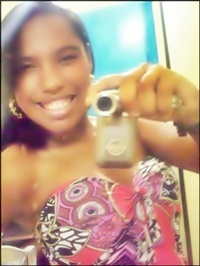 ‎- αr αmigα da @JullyanaPassos ,α best do @Lucassantos_ofc , Irma da @Joyciinha_ofc eu αmo chocolate *-*  Segue ? Sigo de voltα ! '  TinhoSαntos' s2