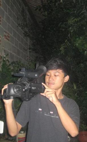 Living young and wild and free!。#màdridistà。#DOTA。football player ²°¹²  @OTUZSEKIZ2012
