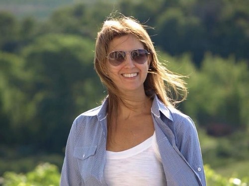 libsy's profile picture. Co-founder @Defy Communications. Unfailing belief in decency. Lover of dogs, horses, all creatures. Increasingly plant-based.