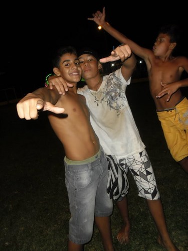 Sou Akeli Mlk Que A Lindá Garotinha Sonha Qnd Dorme e Suspira Qnd Ve