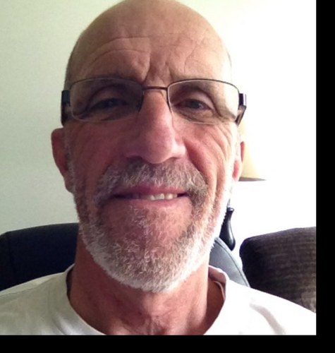 hdlhog's profile picture. Christian, married to Jan, 3 children, 9 grandkids, 2 great-grandkids, retired electrician, golfer