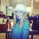 Laura Milner - @loozzyy - Twitter