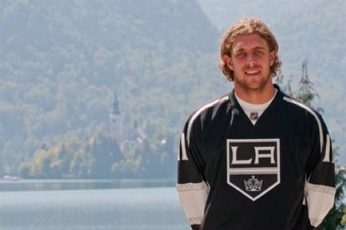 AnzeK0pitar's profile picture. Goal scoring assistant captain for the LA Kings not really though.#GoKingsGo