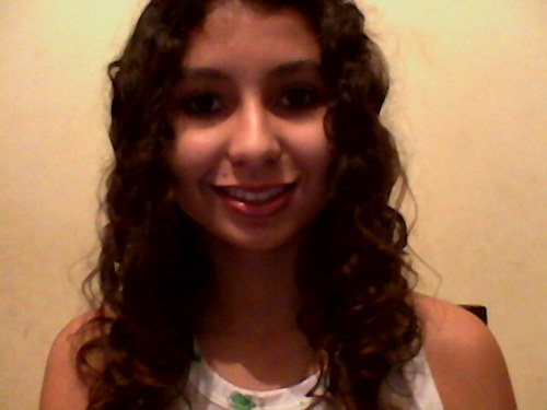Ela ? é minha melhor amiga, eu a amo do jeitinho que ela é e agradeço a Deus todos os dias por ter um anjo tao especial em minha vida ♥ por; @BellaPiacentine