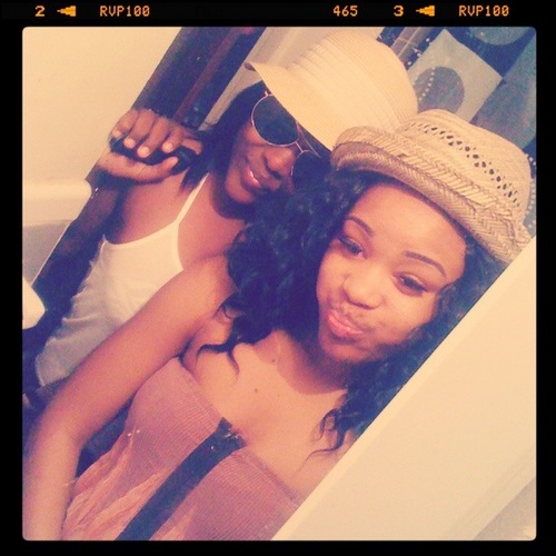 Amb3r_Ros31's profile picture. 