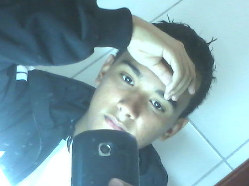 Hi, I'm Jefferson '-' ( Só isso que minha imaginação permitiu criar u.u )