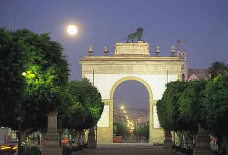 robertoh221's profile picture. Me gustan las travestis, transexuales y Femboys 

FACEBOOK. https://t.co/4aAMjCCvHd
INSTAGRAM robertoh221