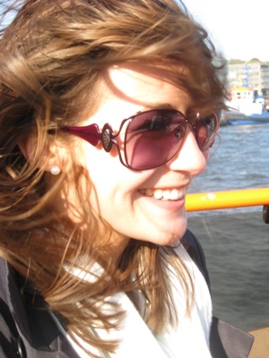 LeaStenger's profile picture. 