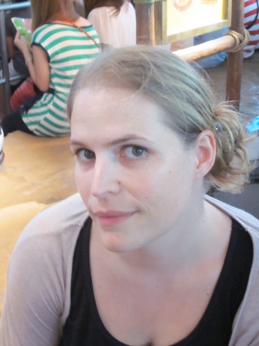 StefanyABrown's profile picture. Was a secondary school librarian. Now a primary teacher.