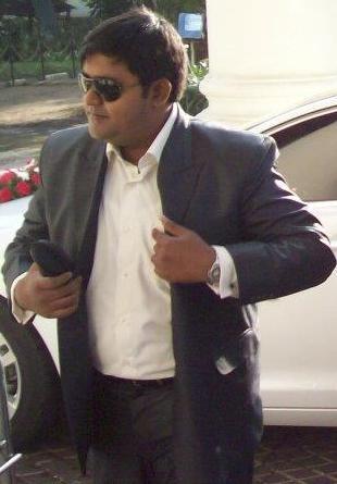 Rakesh_Fdz's profile picture. 