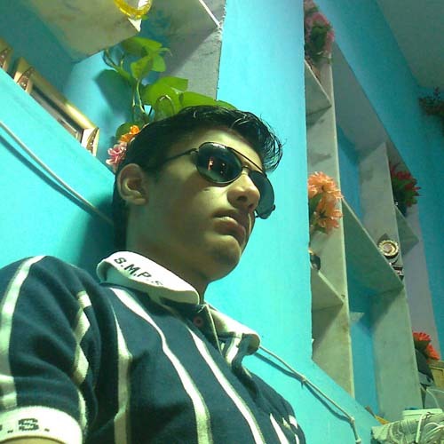 emmaajay25's profile picture. 