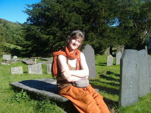 Mother of five children. Owner of Aquabirths and Baptistry UK. Lactivist and Stroppy Mum. Gardner,knitter and radical cake maker.